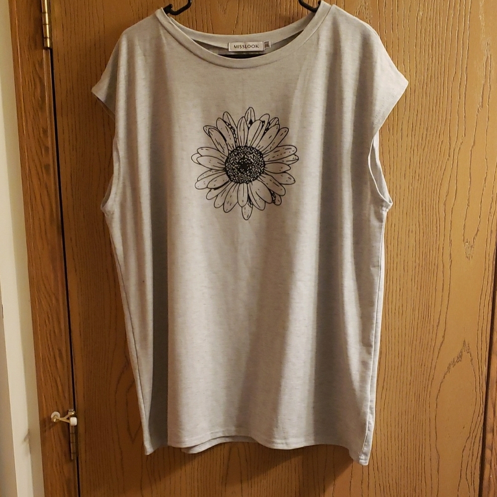 Gray Sleeveless Top with Floral Design